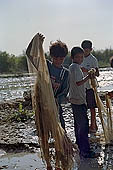 Tonle Sap - Kampong Phluk village - every day life